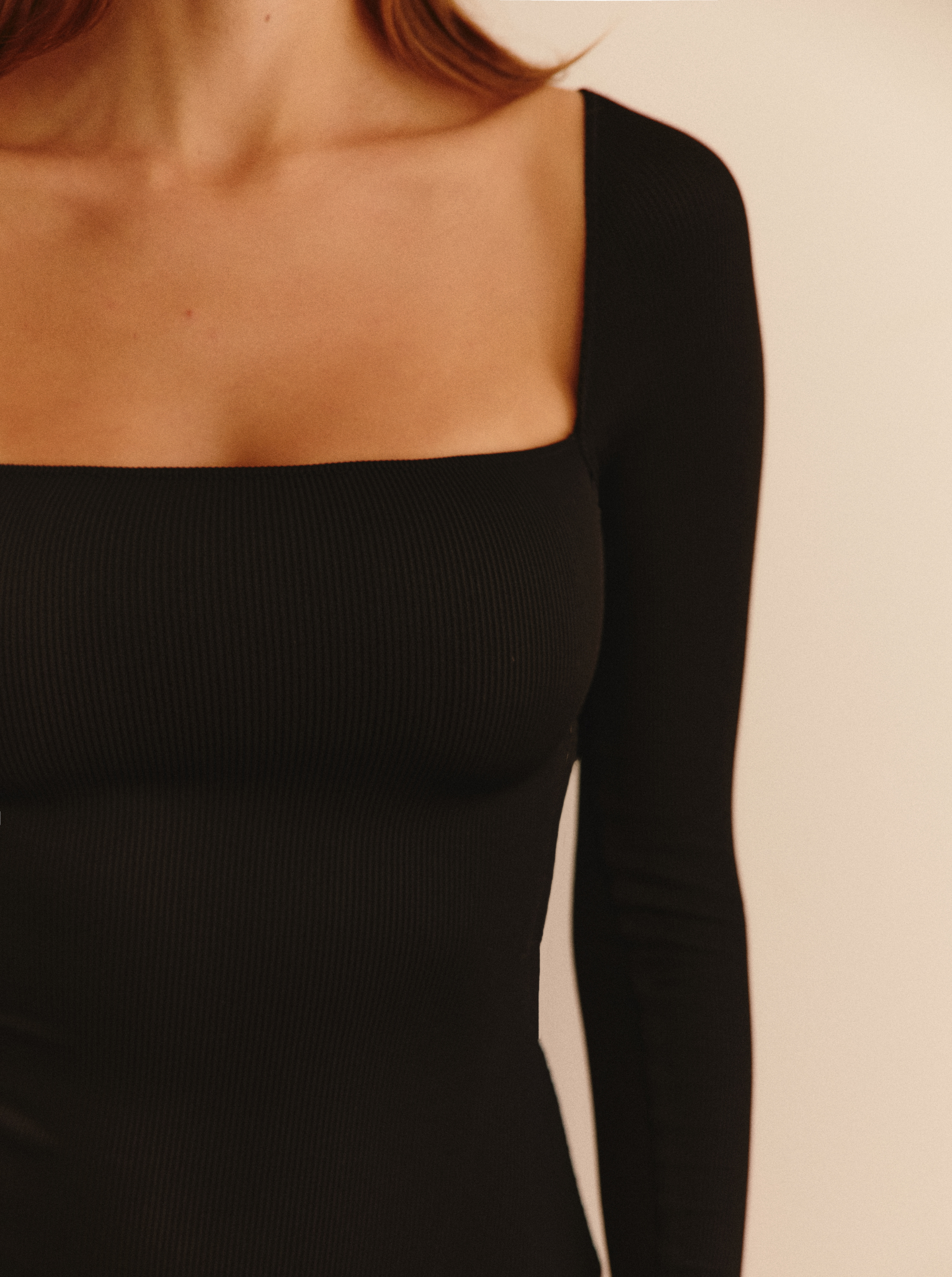 Body Black Square Noir