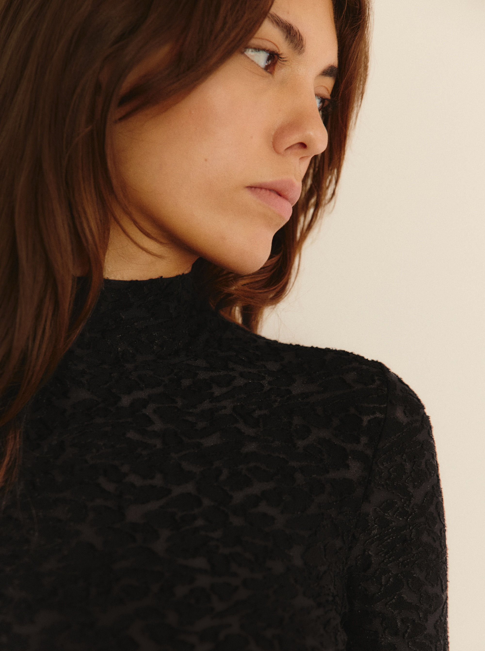 Body Black Leo Col Montant