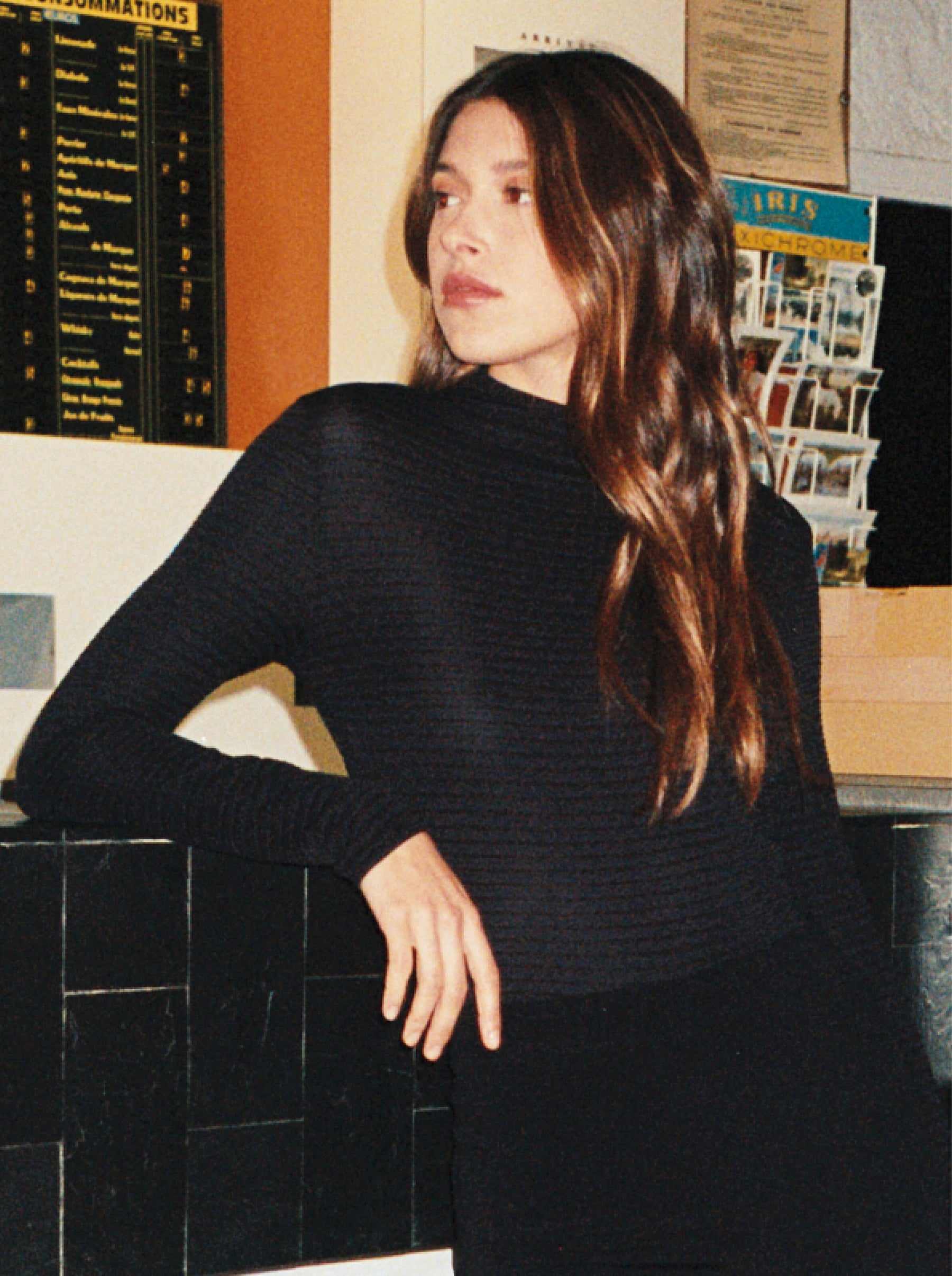 Body Naked Back Dark Wave