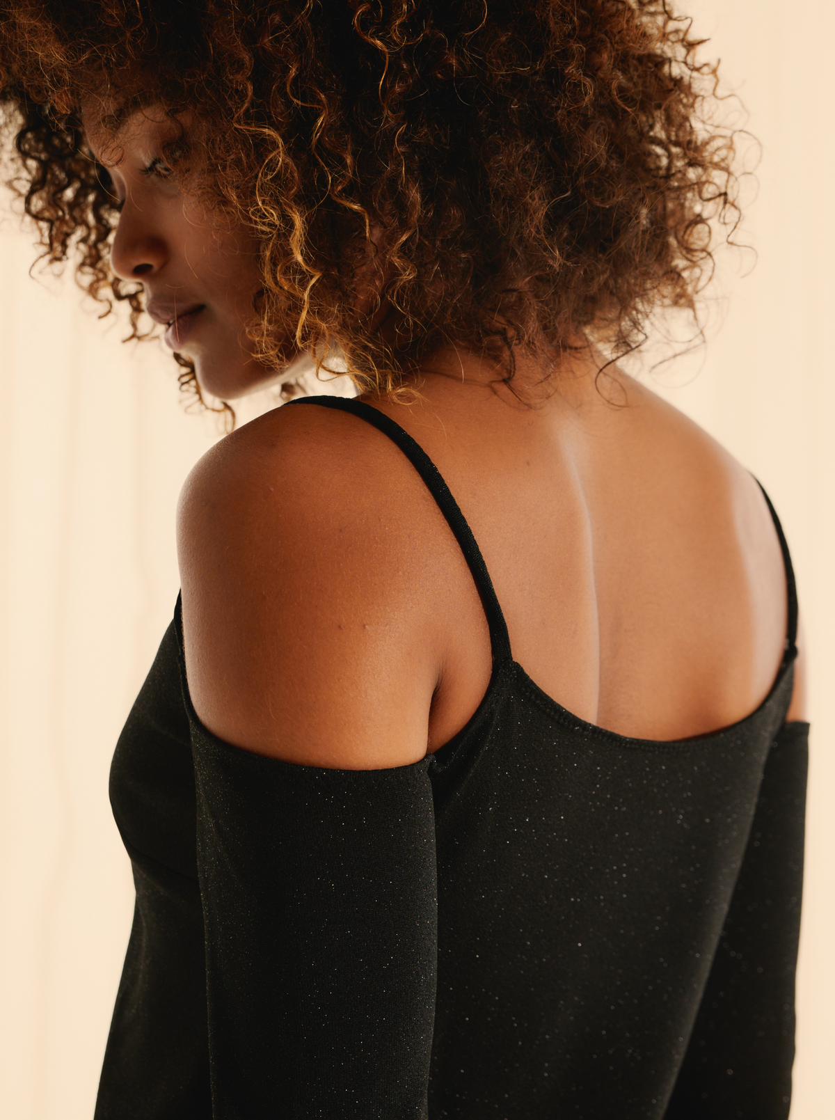 Top Off-Shoulders Night Stars