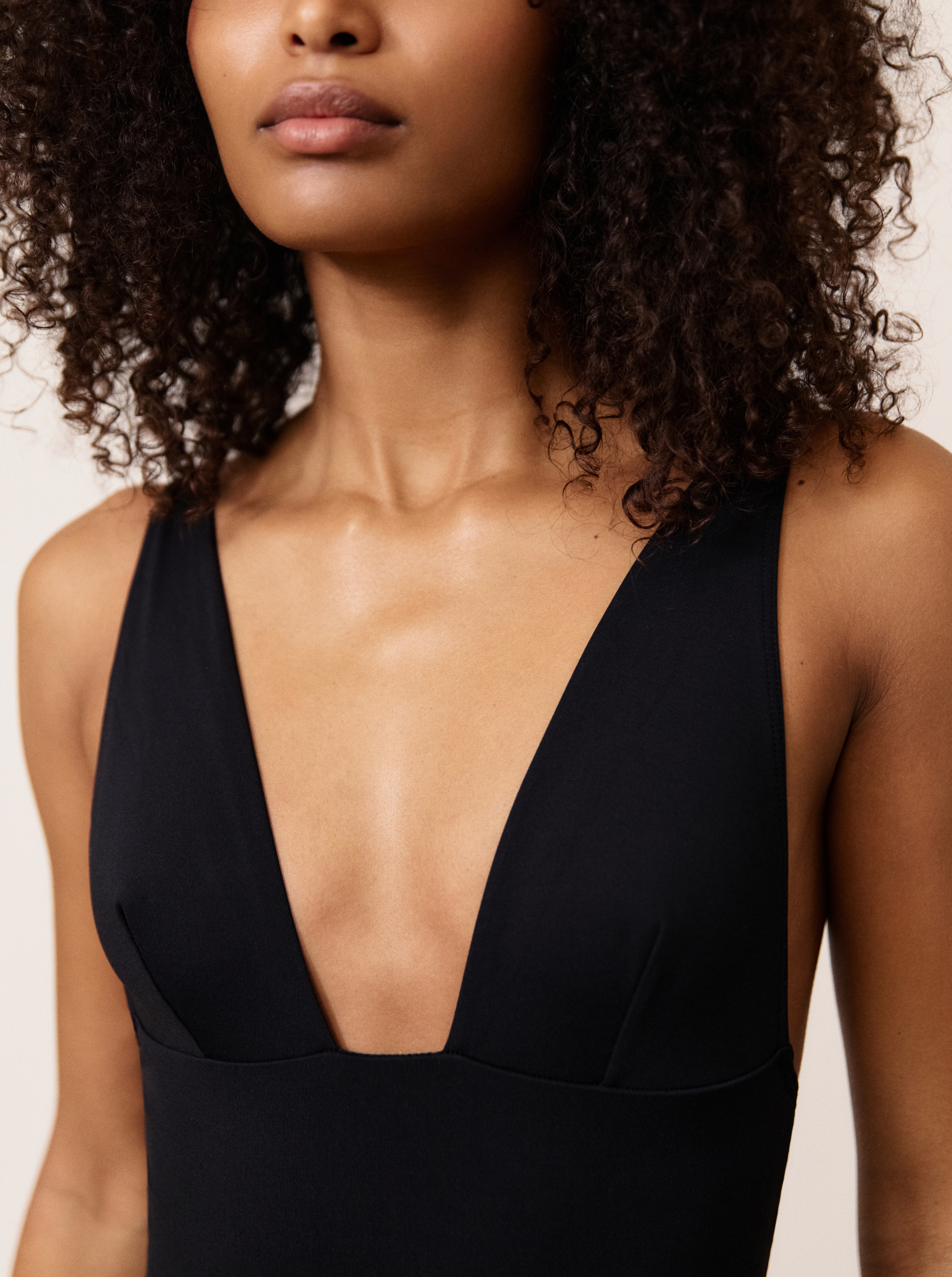 Une Pièce Totally Black | Swimwear | NOO