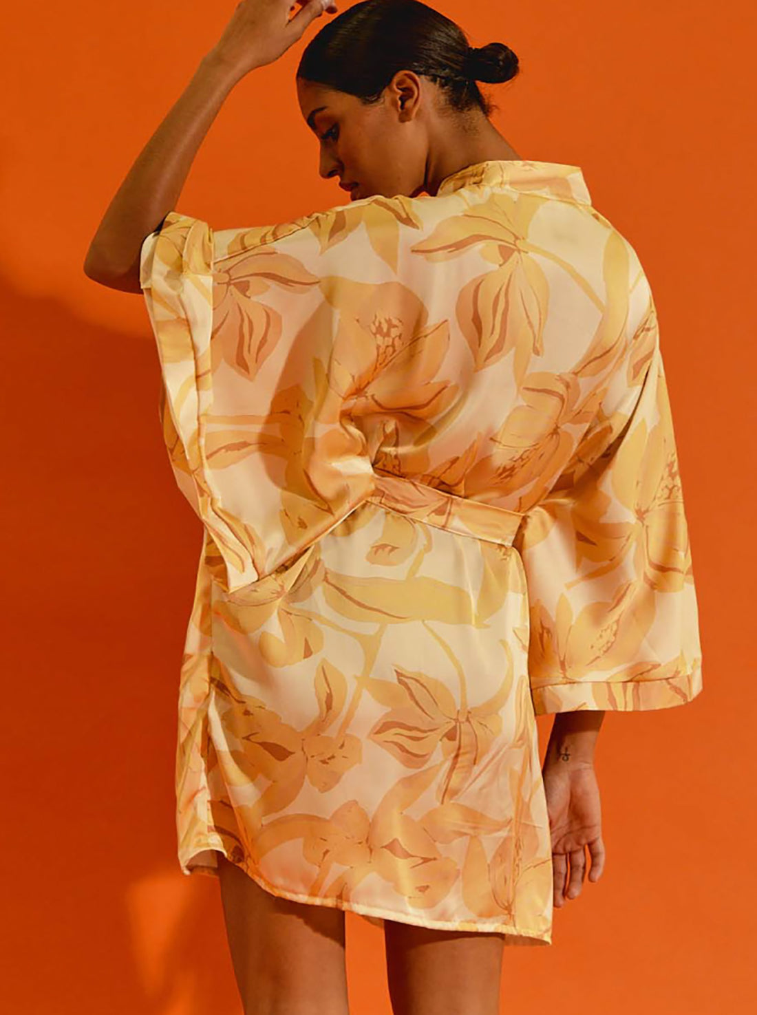 Kimono Honey Pearly Flowers