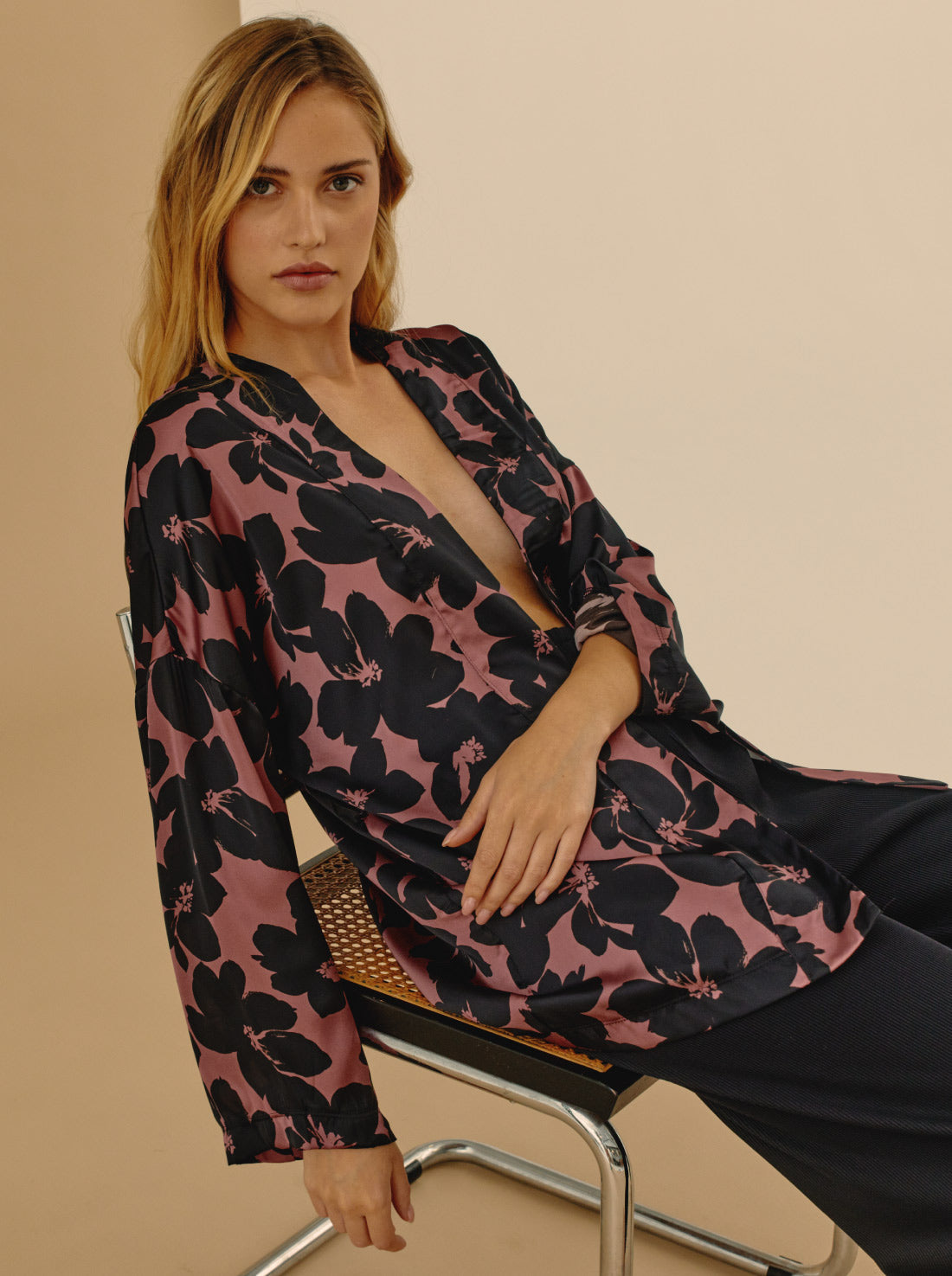 Kimono Blush in the dark