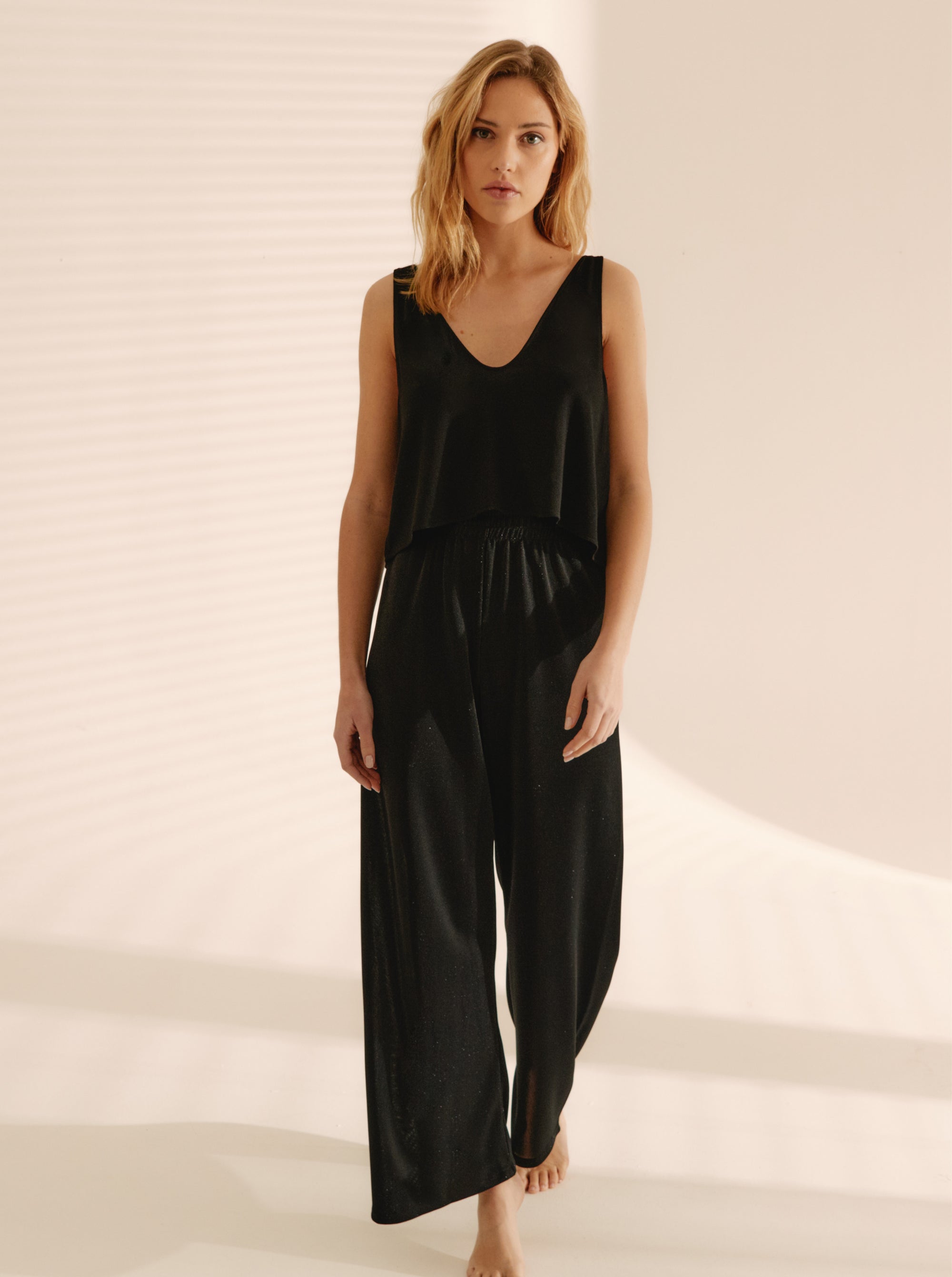 Top Deep Black (alt) 